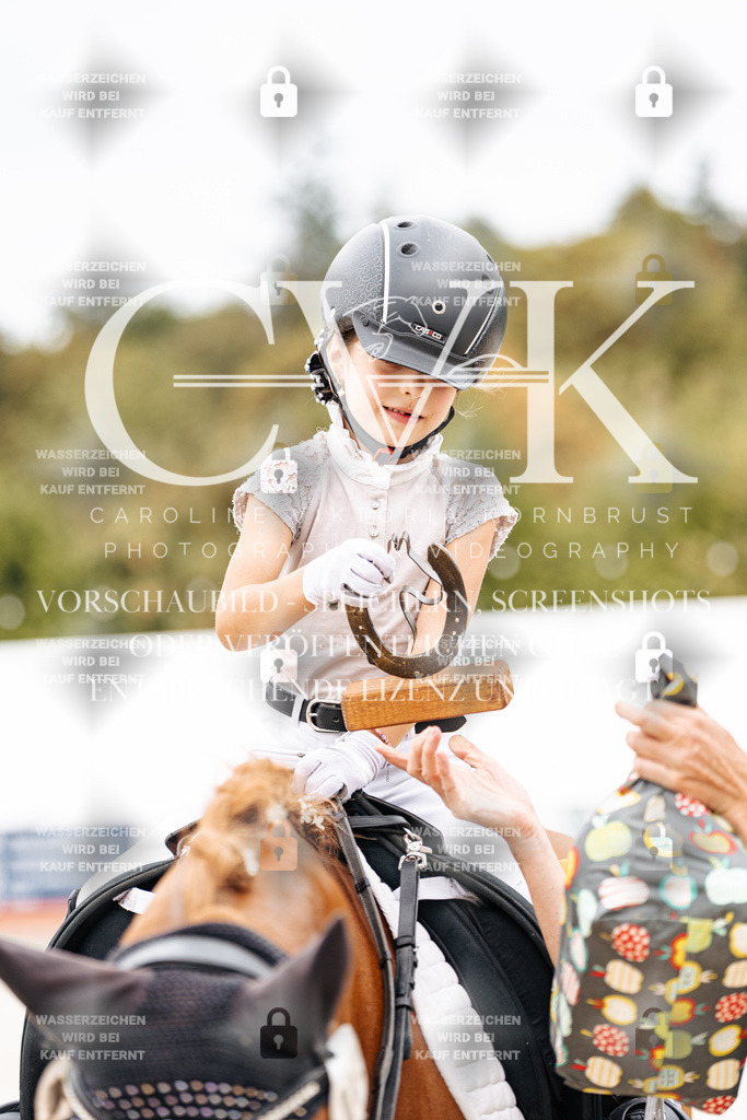 CK907461 | Turnierfotografie Pferdefotografie Trier Rheinland-Pfalz Pferdesport Reitsport Tierfotografie Sportfotografie Pferdevideo Pferdevideografie Equestrianvideography equestrianphotography  - Realisiert mit Pictrs.com