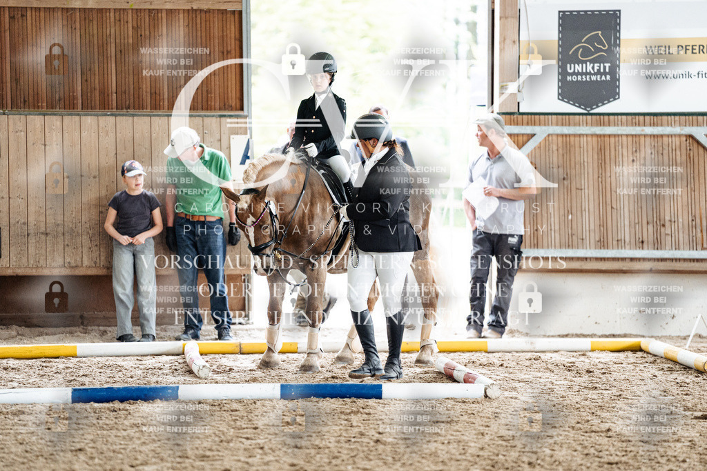 CK902429 | Turnierfotografie Pferdefotografie Trier Rheinland-Pfalz Pferdesport Reitsport Tierfotografie Sportfotografie Pferdevideo Pferdevideografie Equestrianvideography equestrianphotography  - Realisiert mit Pictrs.com