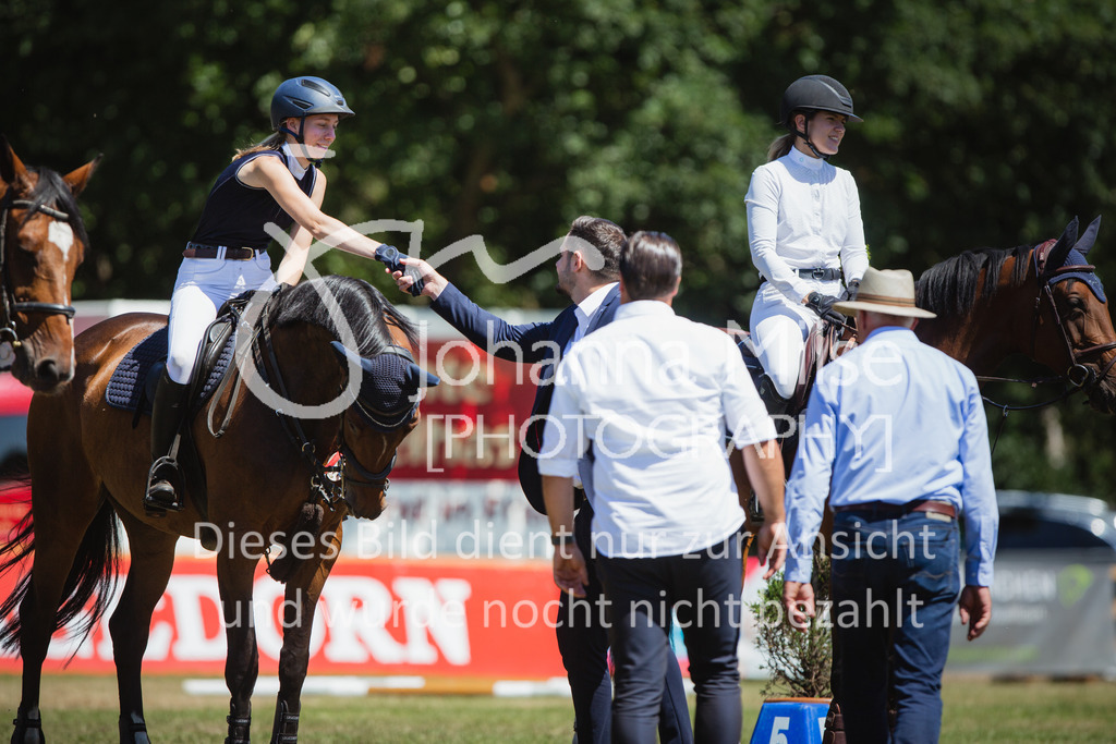 220717_LC_SparkassenTrophy-712 | Deine schönsten Turniermomente als professionelle Fotos! Entdecke hochwertige Pferdesport-Fotografie im Online-Shop. Jetzt Fotos finden & bestellen!