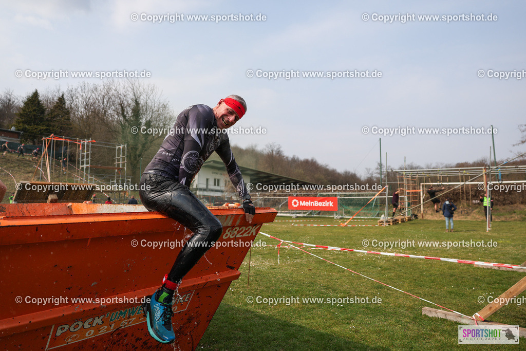 LUR_3559 | Celtic Warrior Dirth Run #celticwarriordirtrun #ocr #kidsrace #celtinis #sprint #wallhalla #dirtrun #donnerskirchen#celticwarriordirtruniscoming #celticwarrior #allout #battle #endurance #ultra #celticwarriorultra #yourpictrs #sportshot_your_pictrs