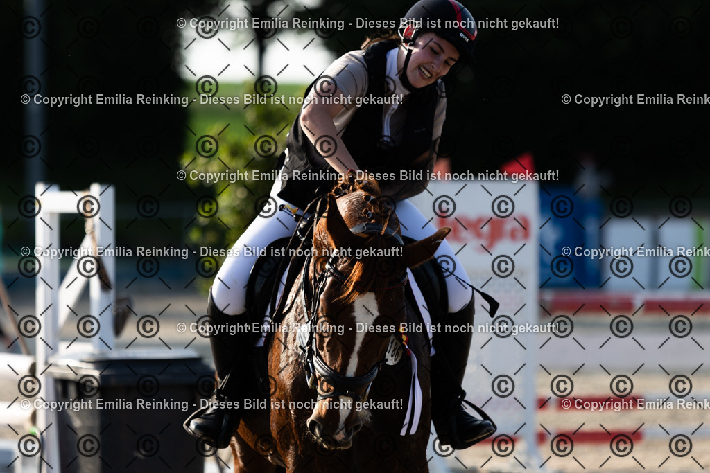 CL5A1535 | Emilia Reinking Fotografie - Realisiert mit Pictrs.com