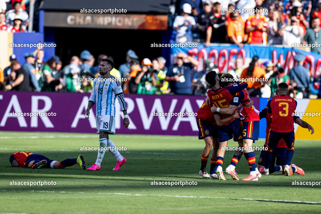 FOOTBALL : Argentine vs Espagne – Finale de la Coupe du Monde FIFA 2026. New York New Jersey Stadium, East Rutherford, New Jersey, États-Unis. 19/07/2026. | Célébration de l'équipe de Spain après avoir remporté la victoire.