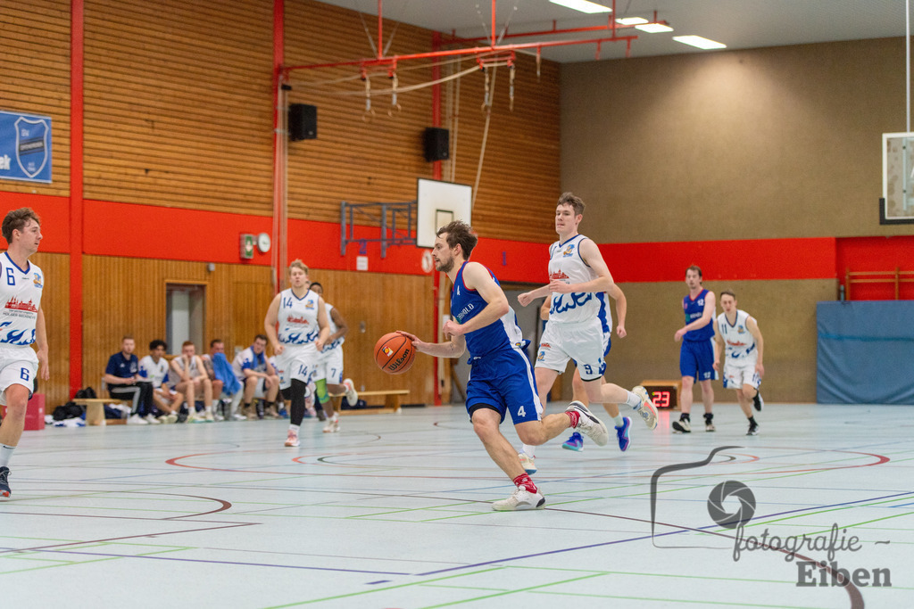 SV Ofenerdiek-TuS Ofen | SV Ofenerdiek (weiß)-TuS Ofen (blau) am 18.02.2024 in Ofenerdiek (Sporthalle Lagerstraße), Deutschland, Photo: Philip Eiben 2023 - Realisiert mit Pictrs.com