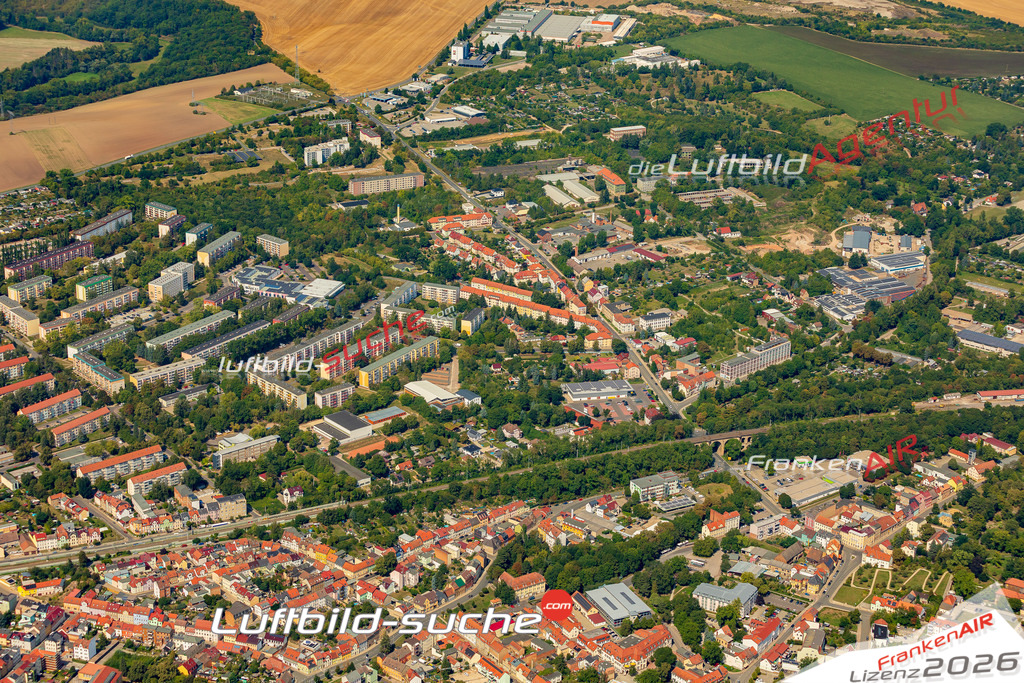 Luftbild der Stadt Apolda - Die Luftaufnahme wurde 2025 vom UL-Flugzeug heraus erstellt ( keine Drohne ) - Hochauflösende Luftaufnahme - für professionelle Ausdrucke geeignet. Die Geschenkidee !Hier alle&nbsp;Infos zur Lizenzierung der LuftaufnahmeWir fliegen auch dieses Jahr wieder in Ihre Region um Luftbilder zu erstellen.- Luftbild anfragen