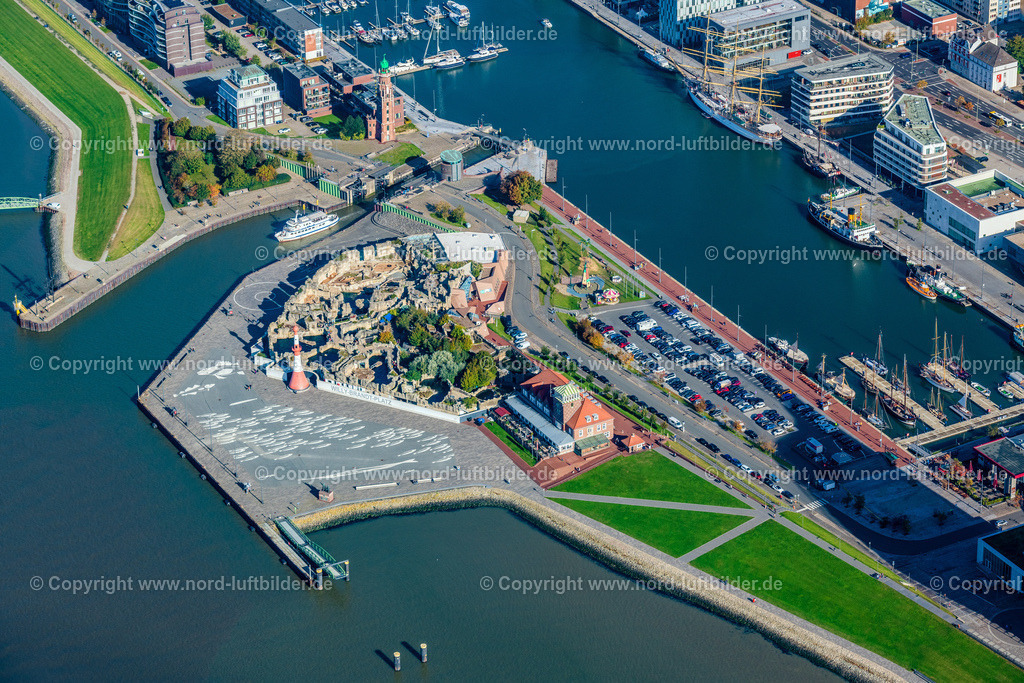 Bremerhaven_Zoo_Am_Meer_ELS_4945091022 | BREMERHAVEN 09.10.2022 Zoogelände " Zoo am Meer " im Ortsteil Mitte-Süd in Bremerhaven im Bundesland Bremen, Deutschland. Weiterführende Informationen bei: Zoo am Meer Bremerhaven GmbH. // Zoo grounds " Zoo on Meer " in the district Mitte-Sued in Bremerhaven in the state Bremen, Germany. Further information at: Zoo am Meer Bremerhaven GmbH. Foto: Martin Elsen