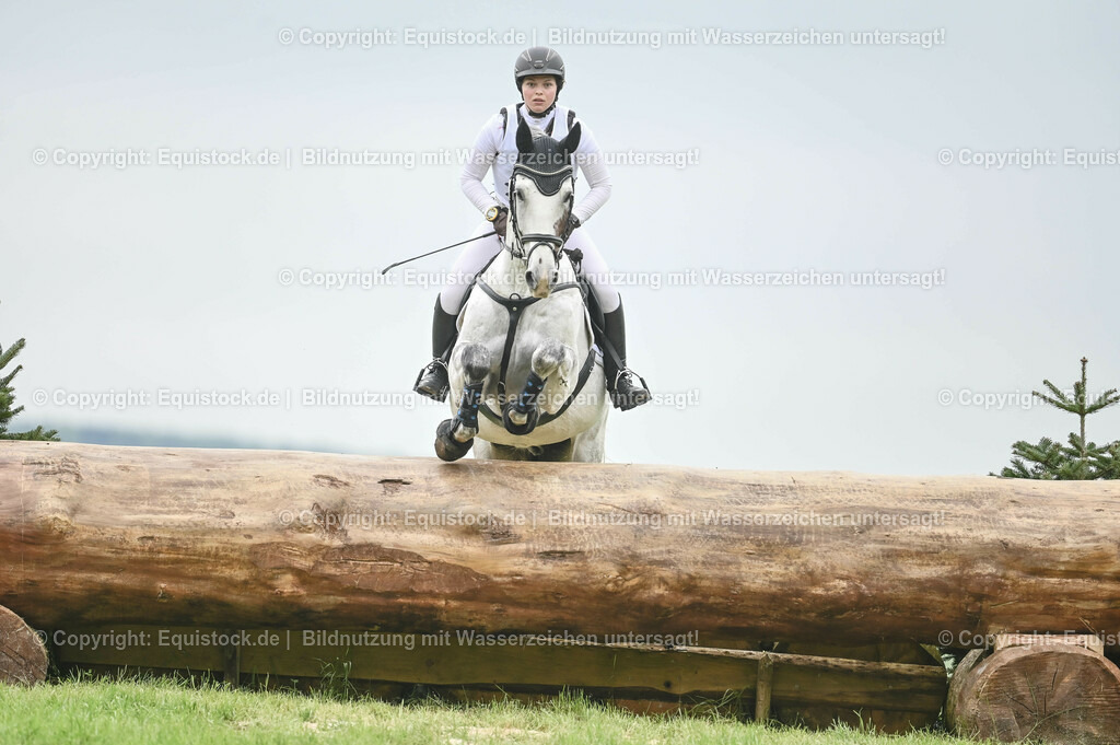 20230513_CCI2_Section2_Gelände_0279 | equistock