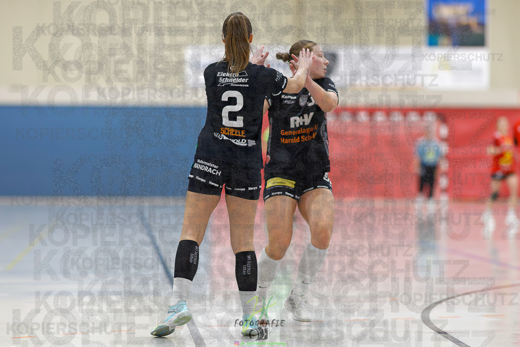 Frauen Regionalliga (HHV); HSG Wettenberg - HSG Twistetal | Frauen Regionalliga (HHV); HSG Wettenberg - HSG Twistetal am 08.11.2025 in Launsbach (Wettenberg) (Halle GS Launsbach (Wettenberg))Photo © 2025 - Jörg Heinrich - Realisiert mit Pictrs.com