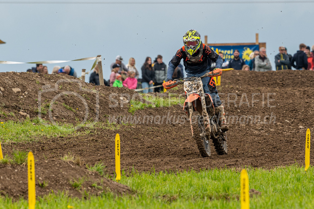 Motocross Schlatt bei Winterthur - 30. April 2022 | Motocross Schlatt bei Winterthur
MC Wila, Schlatt bei Winterthur
Bild: Sportfotografie Markus Aeschimann | www.markus-aeschimann.ch - Realisiert mit Pictrs.com