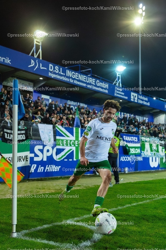 xKWI31102501142 | 31.10.2025, xkwix, Fußball, Regionalliga West, VfL Sportfreunde Lotte - FC Gütersloh, Stadion am Lotter Kreuz: Paolo Maiella (FC Gütersloh #9)