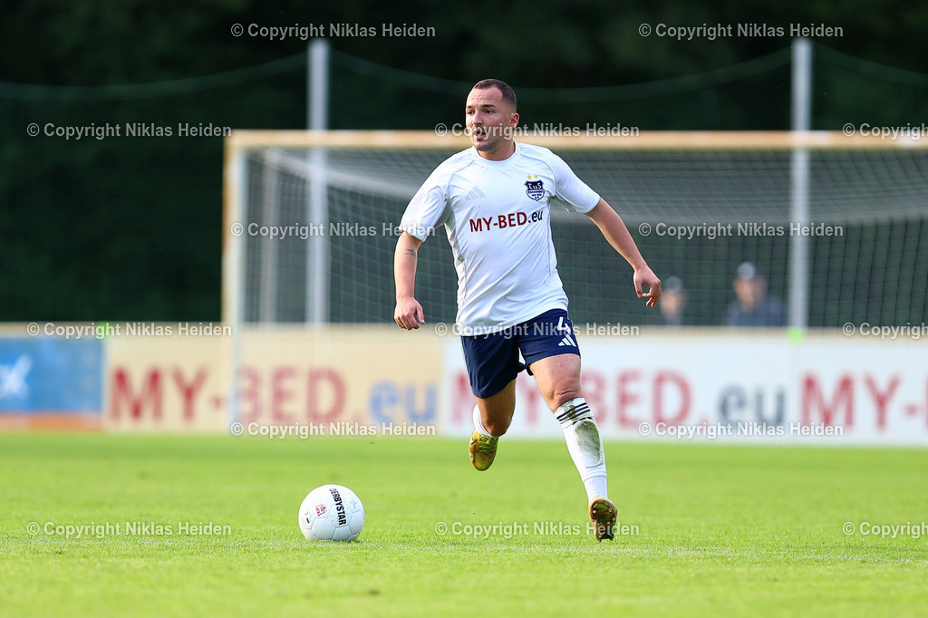 NH_TuSDassendorf_SVCurslackNeuengamme_OberligaHamburg_01082025 | #4 Marvin Sinan Büyüksakarya (TuS Dassendorf)Fußball I Herren I Gamesright Oberliga Hamburg I Saison 2025-2026  I 2. Spieltag I TuS Dassendorf - SV Curslack-Neuengamme I 01.08.2025 I Sportplatz Wendelweg