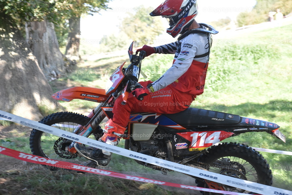 DSC_0001 | Sportfotografie , Motorsport, Motoross, Reitsport, Mointainbike, Enduro,
Landschaft , Outdoor, Eventfotografie, Landschaft, Bilder online bestellen - Realisiert mit Pictrs.com