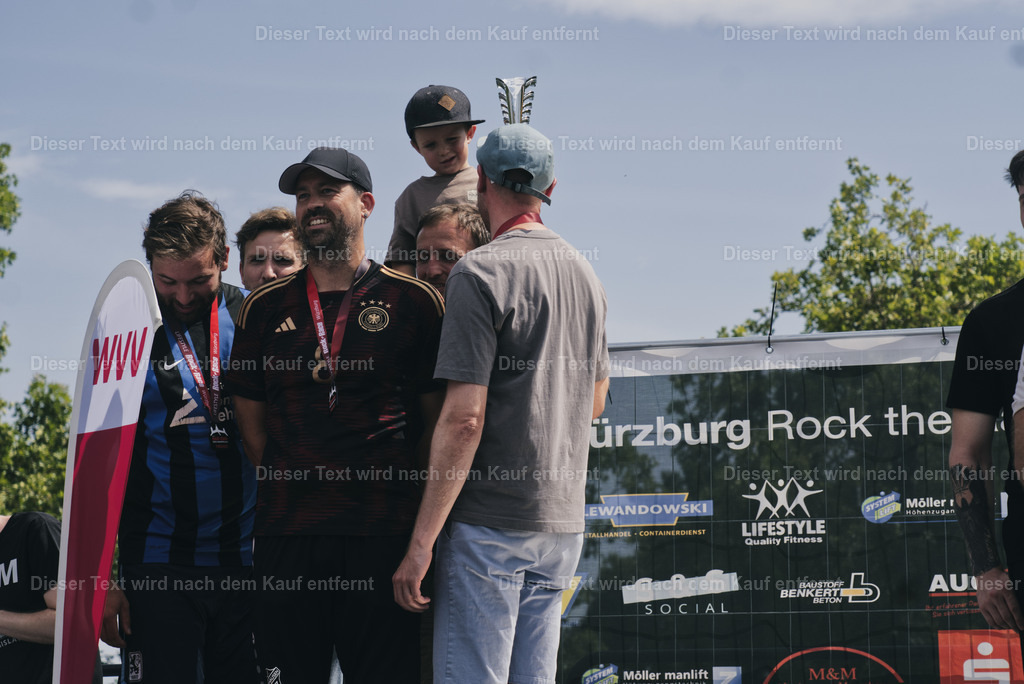 rocktherace_es_2026_07_26-31 | Shop für Fotos von Sportevents z.B. Obstacle Course Racing, OCR, Triathlon, Trail Run und MTB - Realisiert mit Pictrs.com
