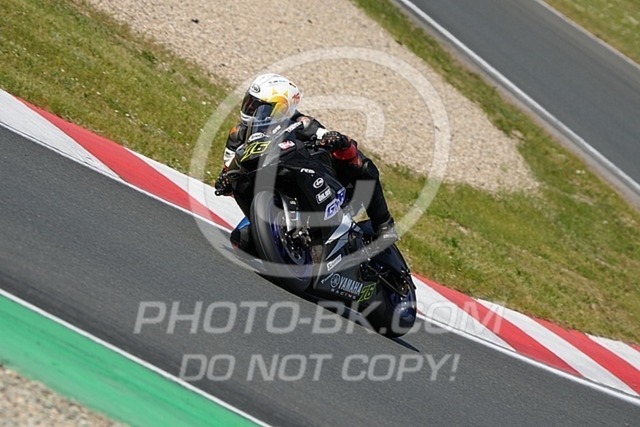 2025_05_12_PBK_14629 | Sportfotografie; SlowMotion; Video; Rennstrecke; Hafeneger; Speer; Racing; RSE; BMW; CBO; Trackday; Motorsportarena; Hockenheimring; Brno; Most; Barcelona; Valencia