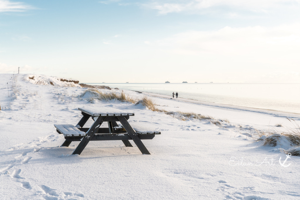 20260104-EAF_8398 | Eilun-Art-Fotografie Levke Martens, ihre Fotografin für Immobilien- und Landschaftsfotografie auf Föhr, Föhrer Motive als Poster, Leinwand, hinter Acrylglas oder stelle dir deinen eigenen Monatskalender zusammen, mit nur einem Klick