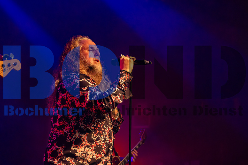 SES_NURDIO20250102-69 | bond - Realisiert mit Pictrs.com