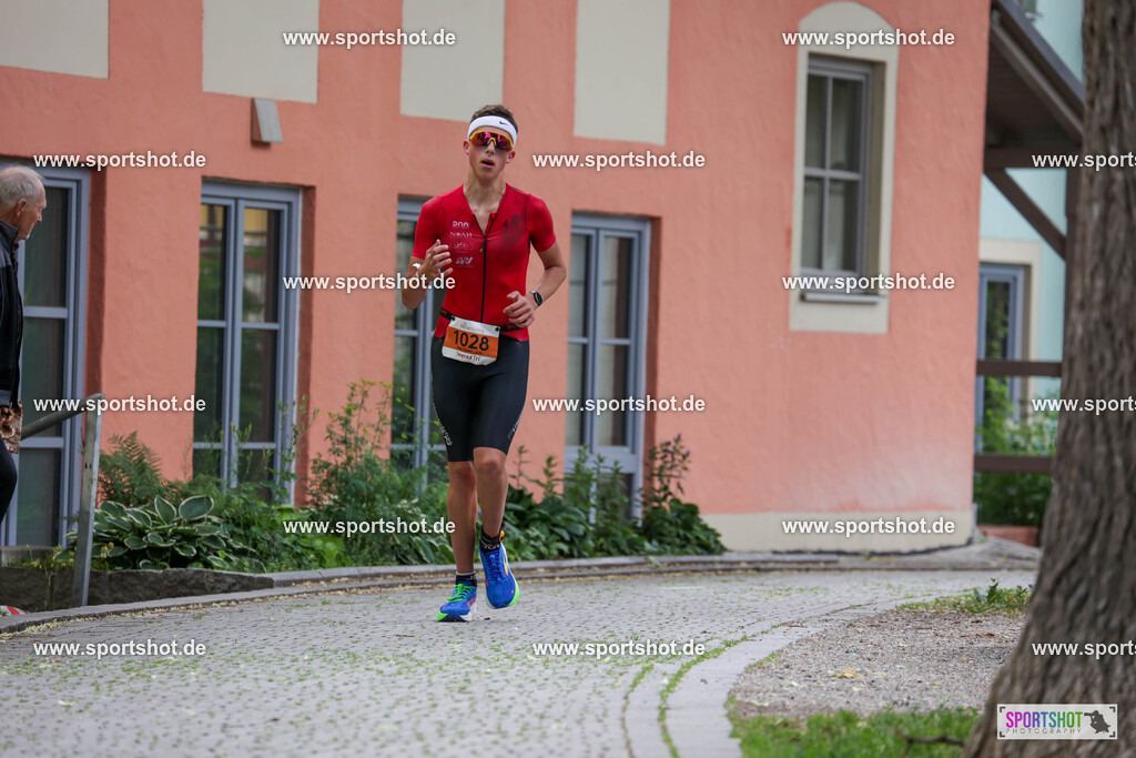 KSZ_3935 | Stadttriathlon Erding 2025. #yourpictrs #sportshot_your_pictrs @Sportshotphotography #stadttriathlonerding Copyright: www.sportshot.de