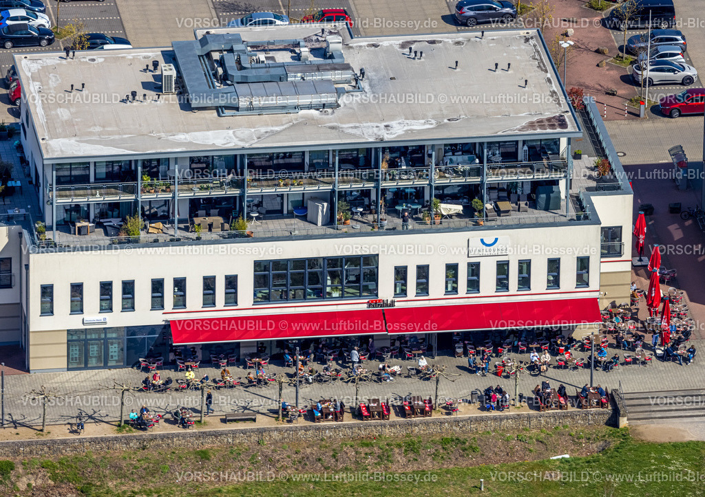 Herdecke220401791 | Luftbild, Cafe Extrablatt mit Außengastronomie im Quartier Ruhr-Aue, Herdecke, Ruhrgebiet, Nordrhein-Westfalen, Deutschland