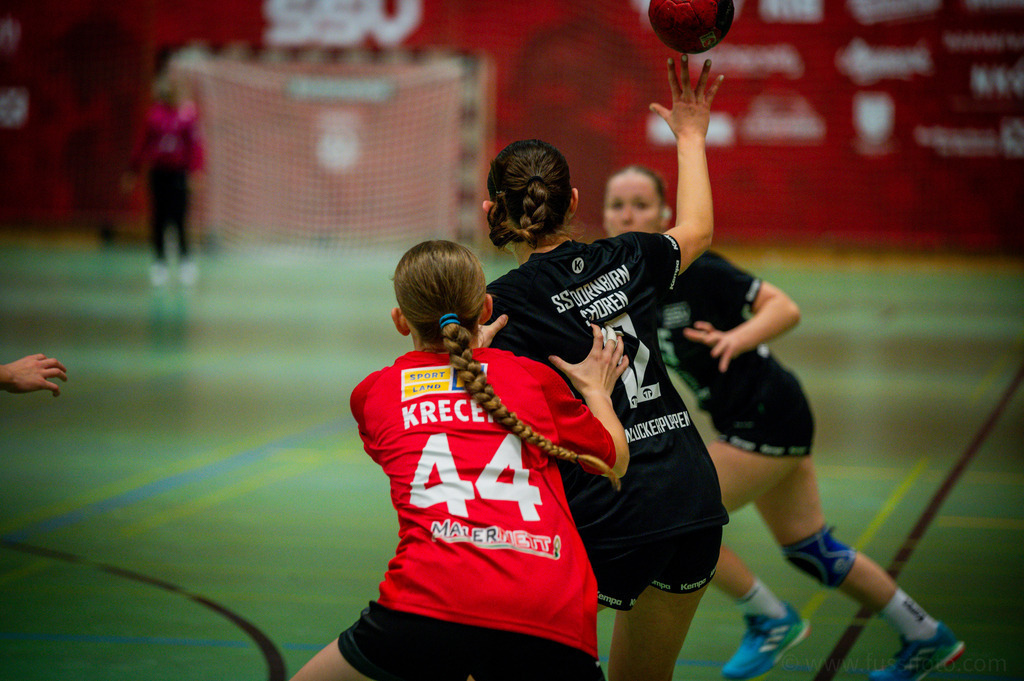 2024-09-28-ssv-st.pölten-U18-173 | "Fussifoto.com – Ihr Ansprechpartner für hochwertige Fotografie! Entdecken Sie kreative Bilder und professionelle Dienstleistungen. Kontaktieren Sie uns für Ihre Projekte!"