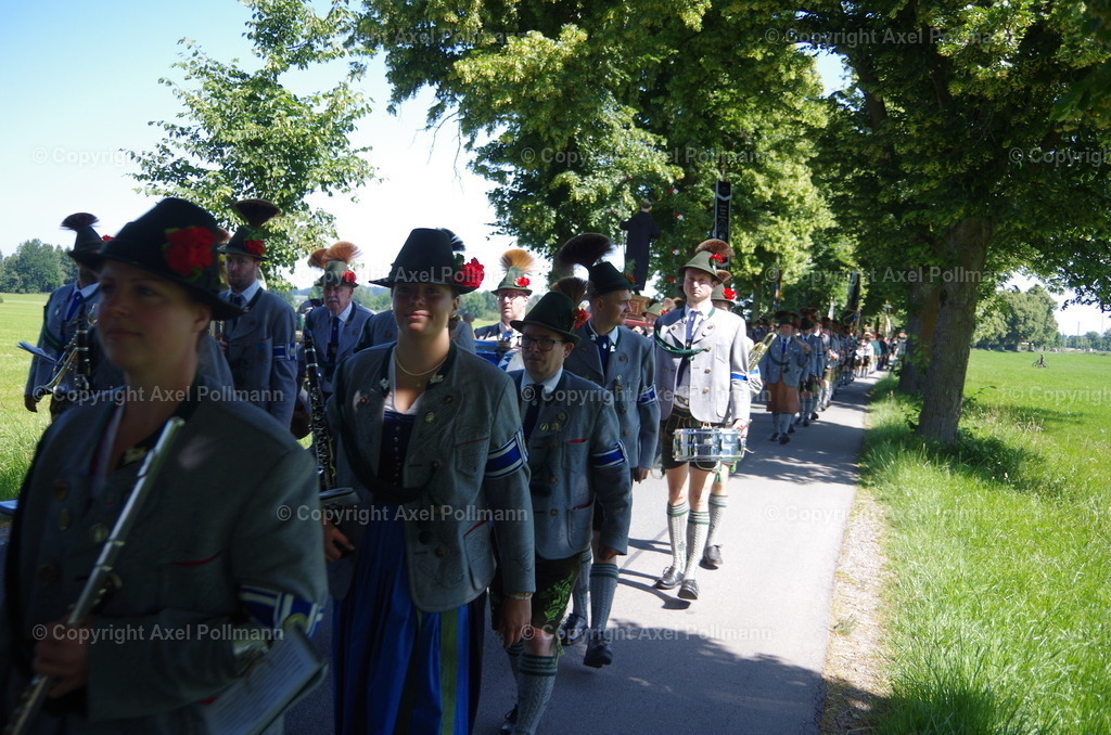 IMGP6270 | fotografiert von Axel PollmannLeonhardi Wallfahrt Benediktbeuern und Murnau, Fronleichnam, Fasching, Landschaft im Loisachtal und Benediktbeuern  - Realisiert mit Pictrs.com