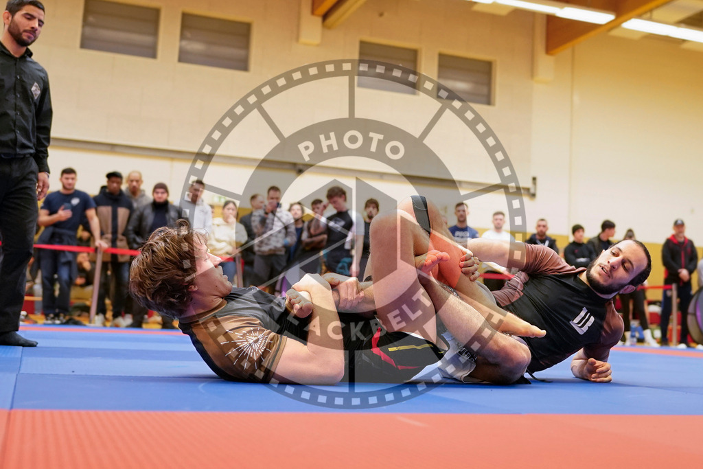 20240203PBB09543 | Fighters compete during the Brazilian Jiu-Jitsu Championship of the AJP Tour in Maintal by Frankfurt am Main, Germany, on February 2, 2024.