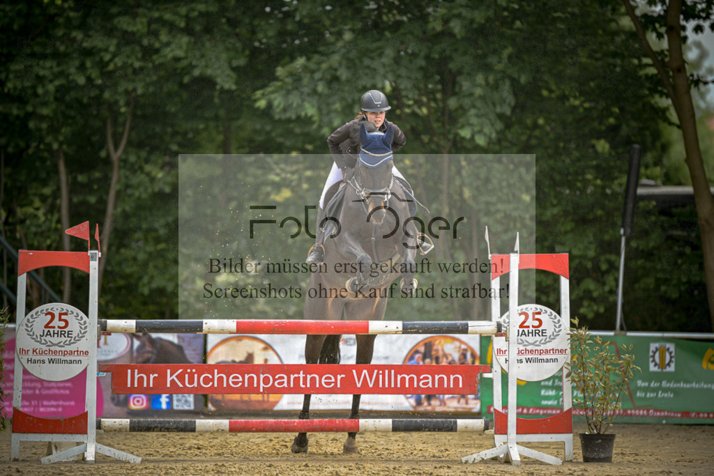 20240505-DOS_8798 | Entdecke hochwertige Reitturnierfotos von Foto Oger. Professionell, emotional und authentisch – jetzt Lieblingsmomente im Shop bestellen.Deutschlandweite Turnierfotografie. - Realisiert mit Pictrs.com