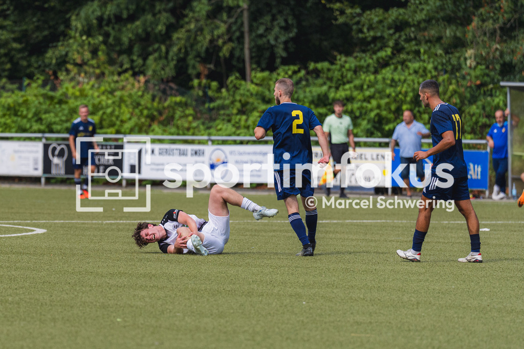 Wuppertaler Tennis-Stadtmeisterschaften | TSV 05 Ronsdorf gegen SC 1920 Oberhausen, Niederrheinpokal, 1. Runde, Kunstrasenplatz Sportplatz Parkstraße, Wuppertal, 09.08.2026. - Realisiert mit Pictrs.com