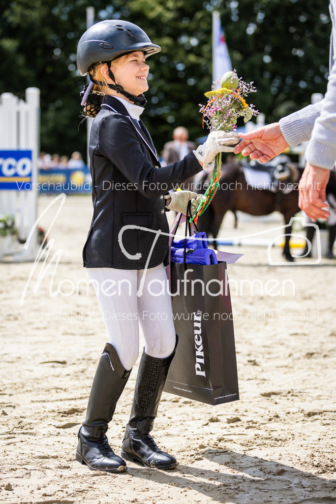 BHO-Führzügel1-042 | MomenTaufnahmen Pferdesportfotos