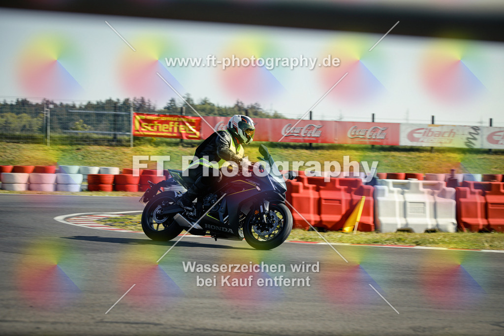 OBK_Mai_Martina_Markus-10243 | Hier findet Ihr Bilder von Touristenfahrten auf der Nürburgring Nordschleife oder von anderen Veranstaltungen die ich besucht habe. Viel Spass beim Durch Schauen 