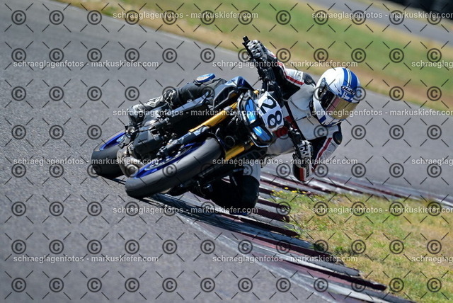 26bt04-1171 | markuskiefer.com - Realisiert mit Pictrs.com
