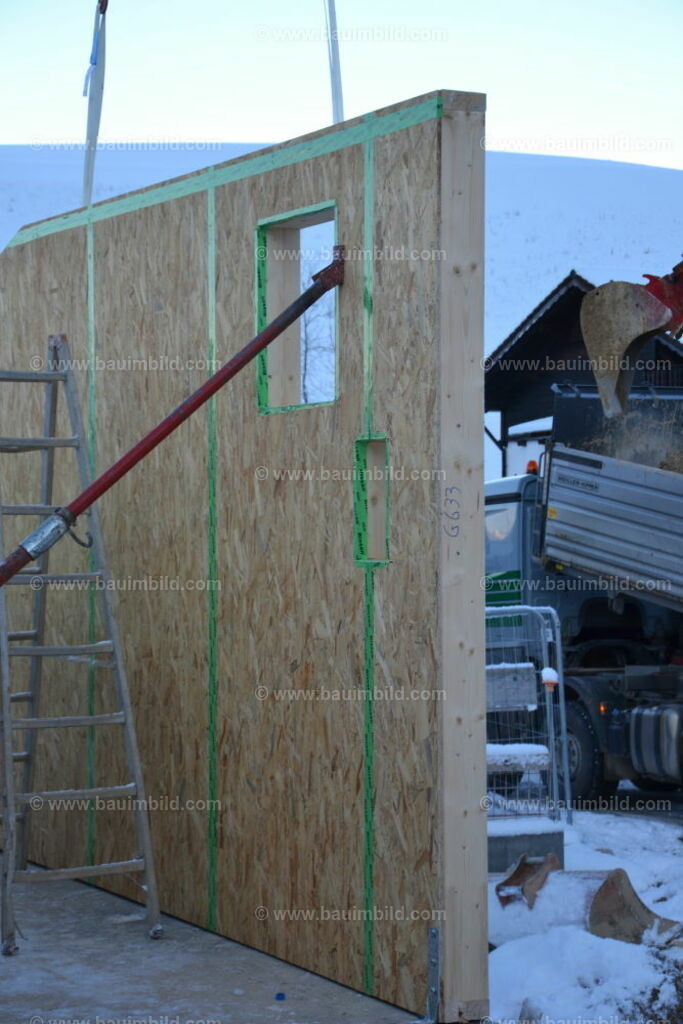 bib-lg09-holzbau-0025 | Nach LV-Leistungsgruppen sortierte Detailfotos über den Bau eines Hauses. Alle Hausbau-Bilder direkt vom Urheber und Autor der Website Haus-Selber-Bauen.com