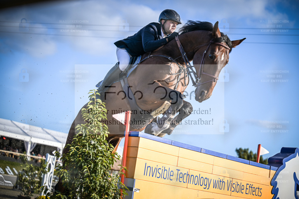DOS_1931 | Entdecke hochwertige Reitturnierfotos von Foto Oger. Professionell, emotional und authentisch – jetzt Lieblingsmomente im Shop bestellen. - Realisiert mit Pictrs.com