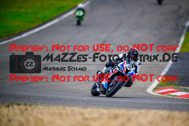 MaZZes_FotoMatrix_240717_6007705_9026 | ROT