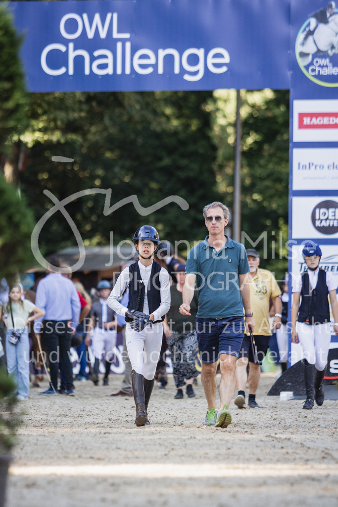 230908_OWLCh_PonyTrophy-302 | Deine schönsten Turniermomente als professionelle Fotos! Entdecke hochwertige Pferdesport-Fotografie im Online-Shop. Jetzt Fotos finden & bestellen!