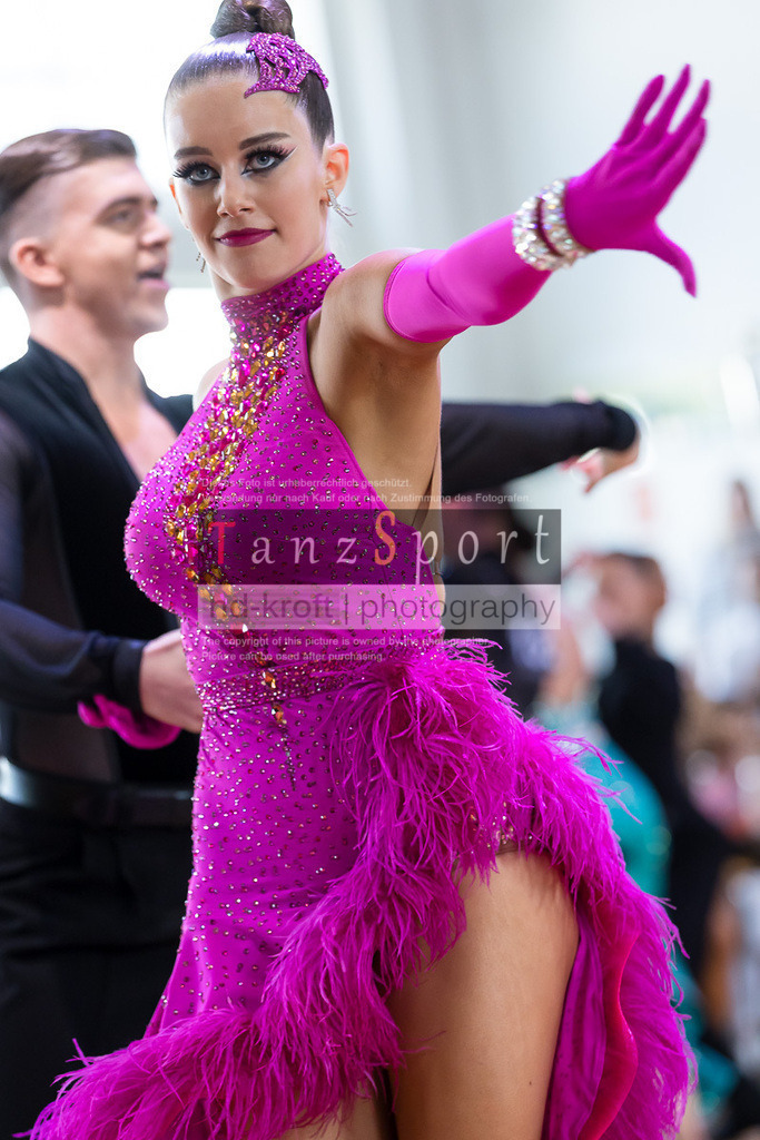 20240616_D-Cup-HGR-Latein_2851 | Tanzsportbilder, Standardtanz, Lateintanz, WDSF, DTV, LTVB, dancecomp, goc, hessen tanzt, blaues band der spree, walzer, tango, wiener walzer, slowfox, quickstepp, samba, rumba, cha-cha-cha, paso doble. jive, hd-kroft photography, turniertanzsport