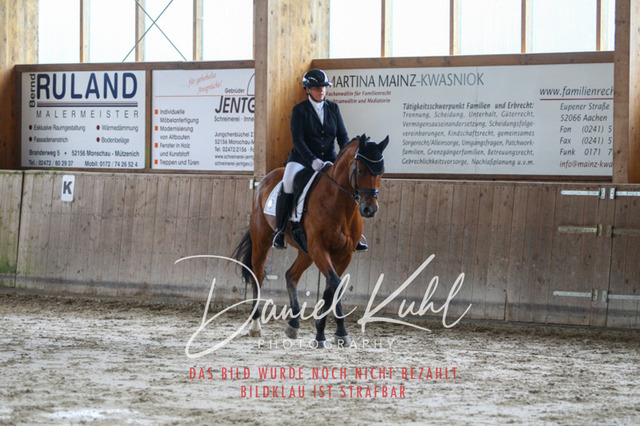 DKP43202 | Turniersportfotografie; Pferdefotografie; Dressurfotografie