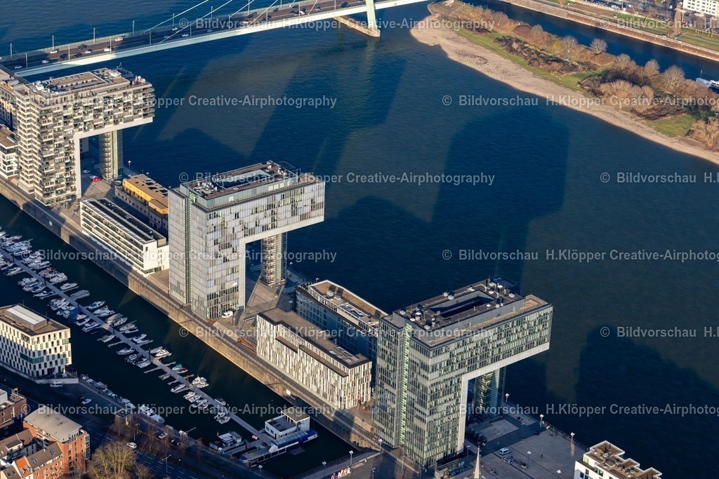 Luftbilder Köln-7895 | Luftbild Wohngebiet einer Mehrfamilienhaussiedlung " Kranhäuser " am Ufer- und Flussverlauf des Rhein im Ortsteil Innenstadt in Köln im Bundesland Nordrhein-Westfalen, Deutschland - Realized with Pictrs.com