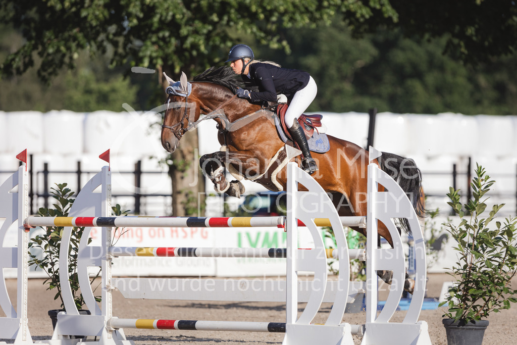 220614_Mühlen_Youngster-S-911 | Late Entry Mühlen
Springprüfung Kl.S* 7j. Youngster Springen
14.06.2022
