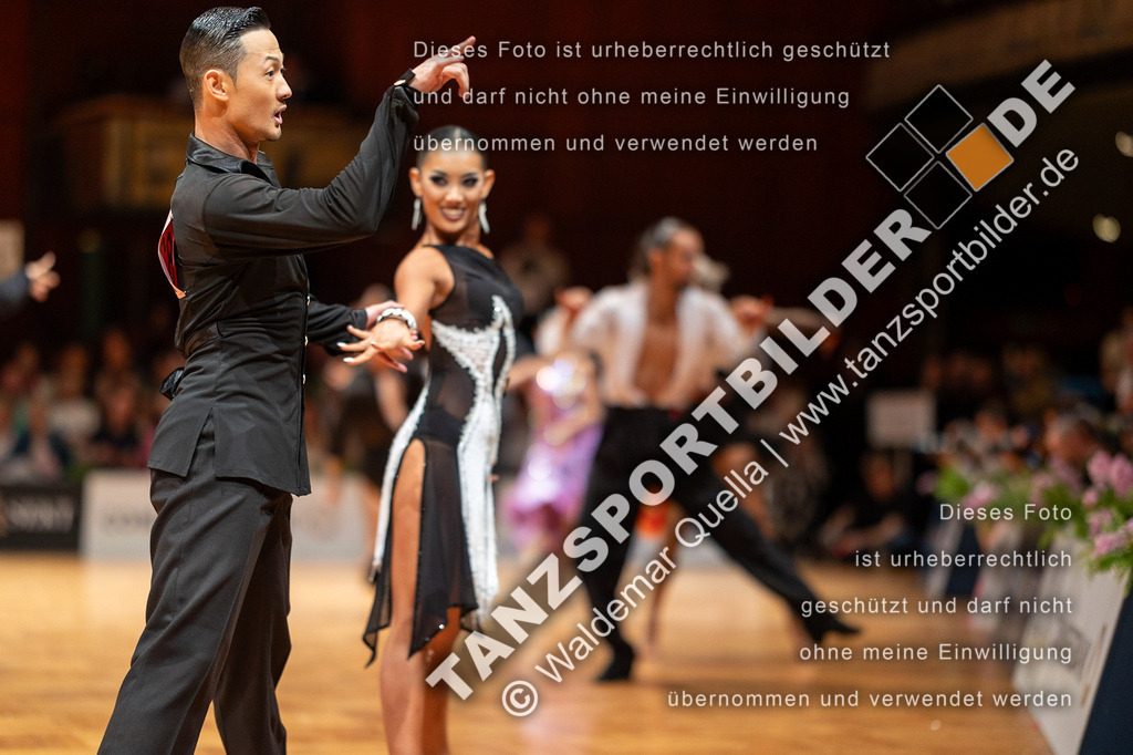 20230812-10041 | Hier finden Sie Tanz Bilder vom Latein und Standard Formationen tanzen. Sportbilder vom Tanzsport. Schöne Fotos und von Weltmeisterschaft, Europameisterschaft, Bundesliga, Regionalliga, Oberliga und Landesliga sowie von GOC Stuttgart, DanceComp, WM Bremen