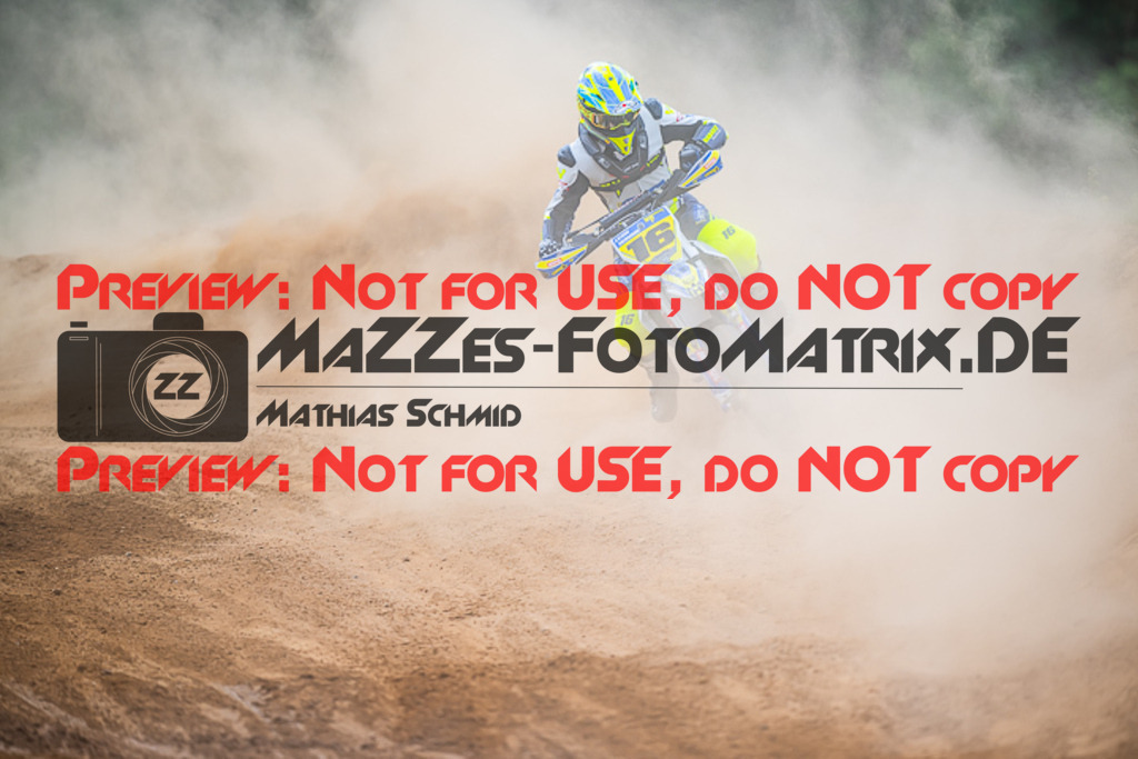 MaZZes_FotoMatrix_220528_7970 | Fotograf Mathias Schmid
Sportfotograf,
Eventfotograf,
Hochzeitsfotograf,
Portraitfotograf