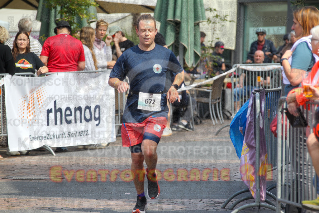 250824_1431_EV4_1844 | Sportfotografie im Rhein-Sieg Kreis, Köln, Bonn, NRW, Rheinland Pfalz, Hessen, etc. Unser Tätigkeitsfeld umfasst den Laufsport vom Volkslauf über den Marathon, Duathlon, Triathon bis zum Ultralauf wie Kölnpfad Ultra oder Schindertrail.