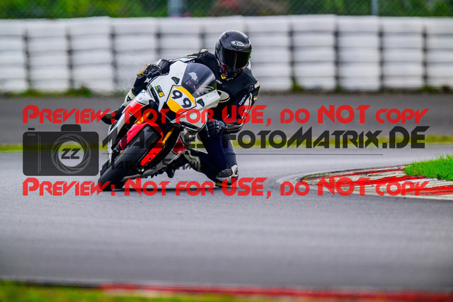 MaZZes_FotoMatrix_240910_6007705_0904 | GELB