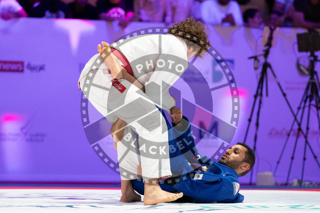 20231109PBB6192 | Fighters compete during the AJP World Professional Championship in the Mubadala Arena in Abu Dhabi, Arab United Emirates, on November 9, 2023.