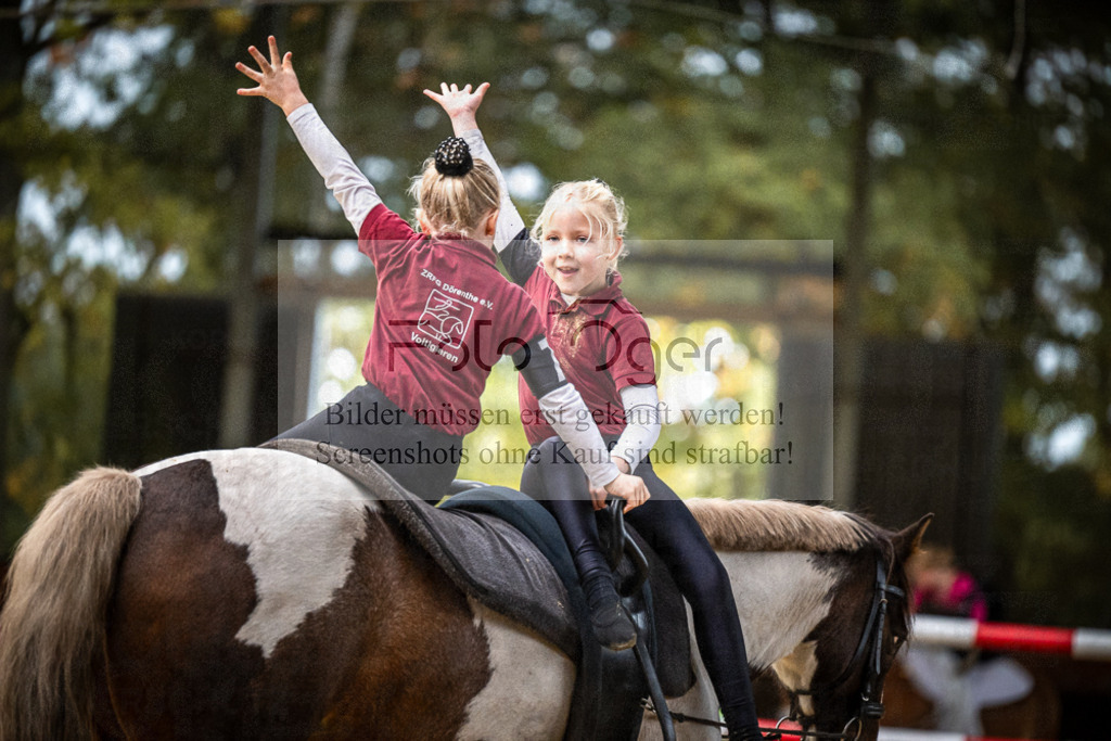 DOS_0299 | Entdecke hochwertige Reitturnierfotos von Foto Oger. Professionell, emotional und authentisch – jetzt Lieblingsmomente im Shop bestellen.Deutschlandweite Turnierfotografie. - Realisiert mit Pictrs.com