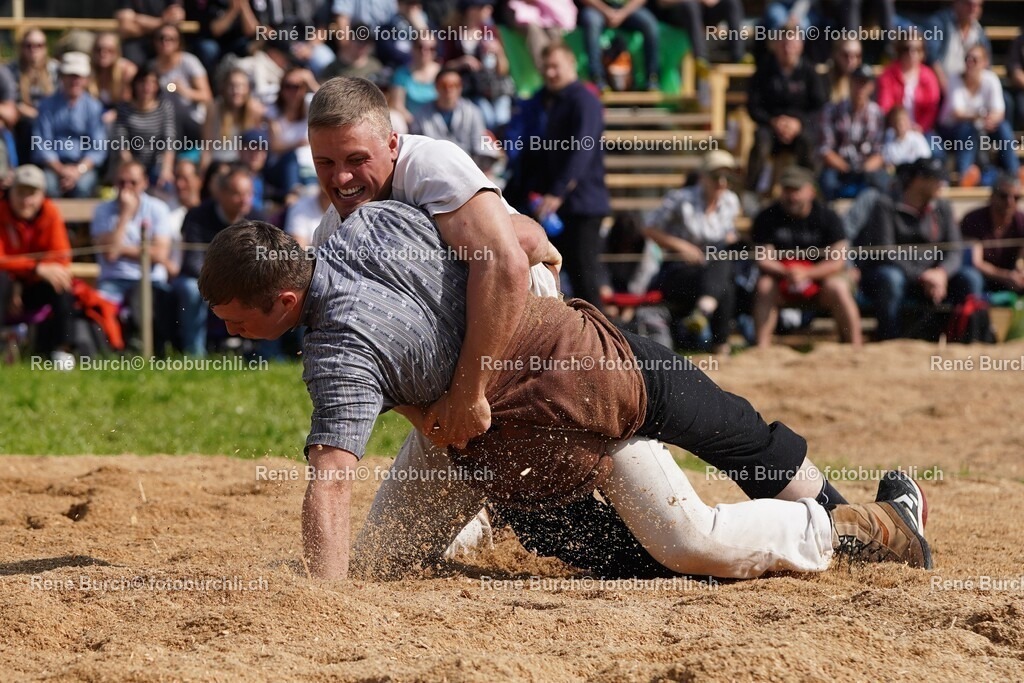 58 | René Burch leidenschaftlicher Fotograf aus Kerns in Obwalden.  Hier finden sie Sport, Landschaft und Natur Fotografie.
 - Realisiert mit Pictrs.com