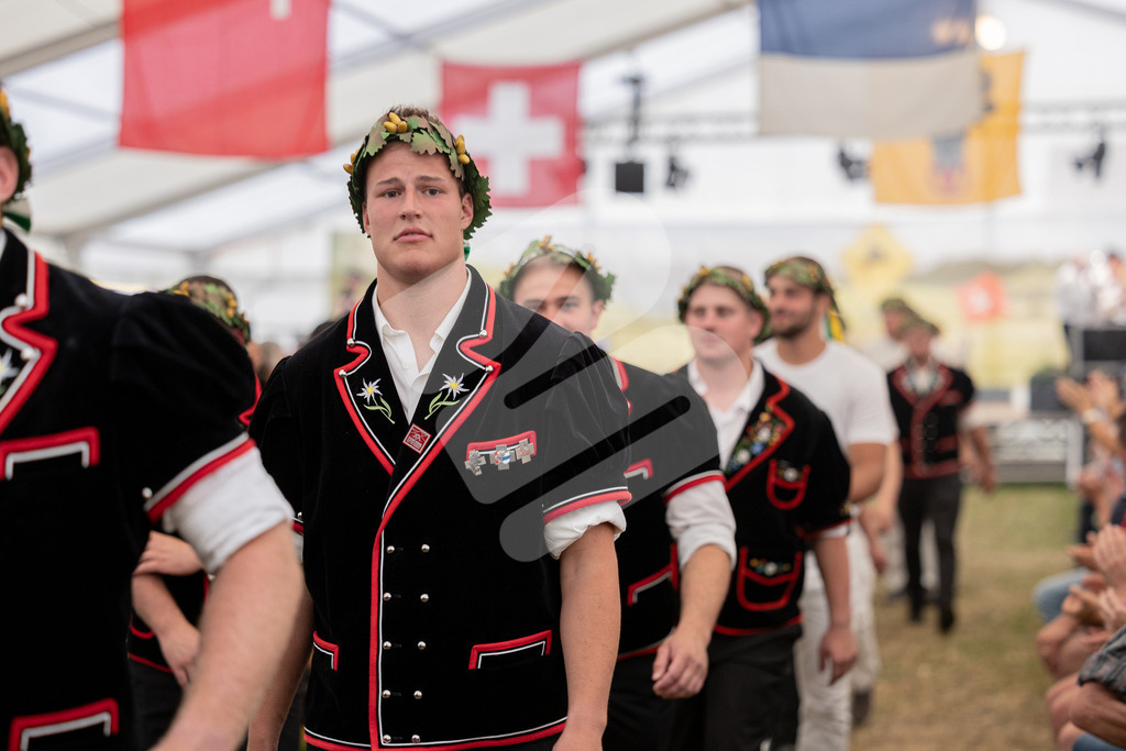 UKSF2026_Ehrung_00001 | Die Schwinger des Schwyzer Kantonalen Schwingerverbandes: Fotos, die Dynamik und Leidenschaft festhalten, sowie emotionale Momente aus dem traditionellen Schwingsport zeigen. - Realisiert mit Pictrs.com
