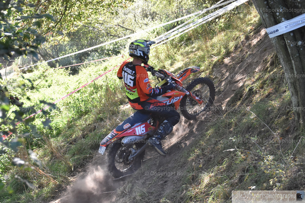 DSC_0027 | Sportfotografie , Motorsport, Motoross, Reitsport, Mointainbike, Enduro,
Landschaft , Outdoor, Eventfotografie, Landschaft, Bilder online bestellen - Realisiert mit Pictrs.com