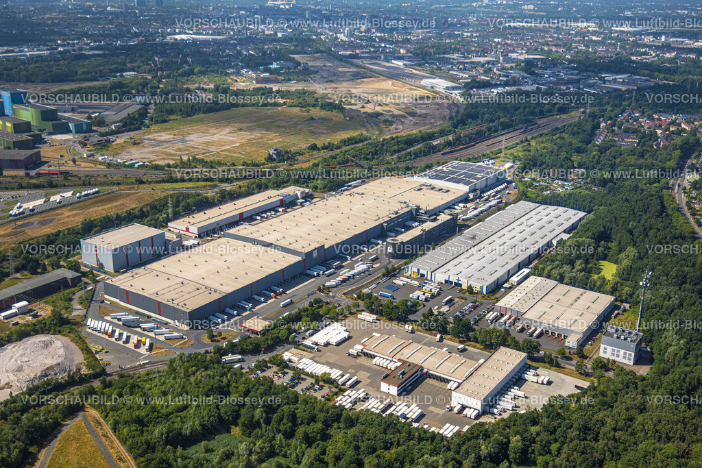 Dortmund220704220 | Luftbild, Gewerbegebiet mit Kaufland Logistik, Feineisenstraße, ehemaliges Westfalenhütte Gelände, Borsigplatz, Dortmund, Ruhrgebiet, Nordrhein-Westfalen, Deutschland