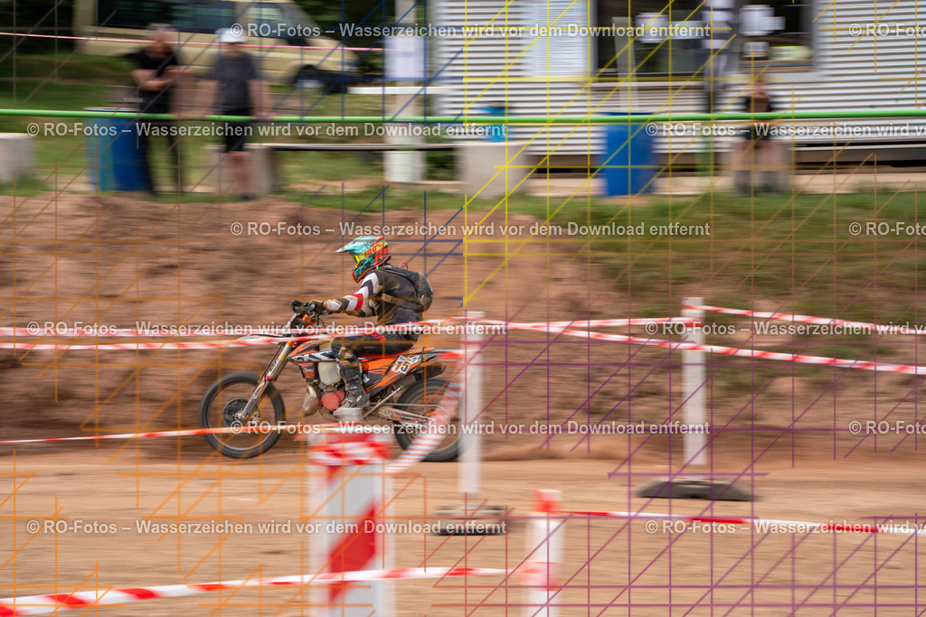 Niederwürzbach 4 Lauf-1794 | Sportfotografie von RO-Fotos: Motorsport, Motocross, Enduro, Laufveranstaltungen und Triathlon. Professionelle Fotos von Sportlern und Events. - Realisiert mit Pictrs.com