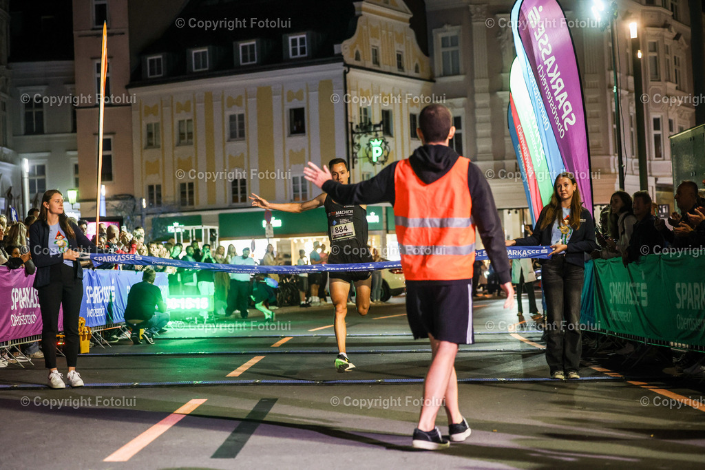 A-BINDER_20240926_0122 | Linz  AUSTRIA,26.Sept..2024 -Night Run Linz, Image shows Photo: Sportmediapics.com/ Manfred Binder