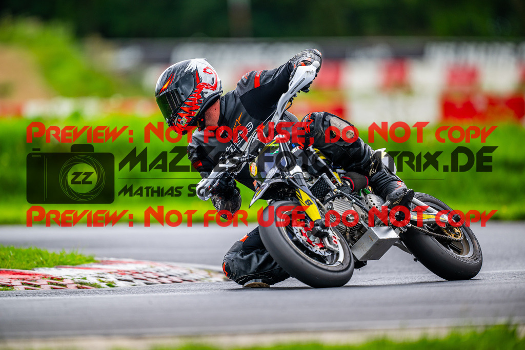 MaZZes_FotoMatrix_230827_3793 | K5